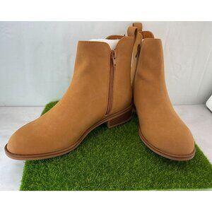 NEW Womens LisyiiZ Tan Suede Ankle Boots With Side Zippers & Block Heels SIZE 7